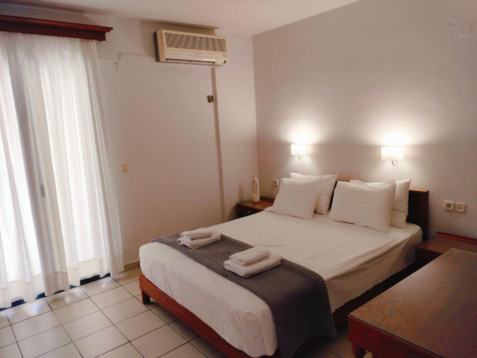 Nancy - Chara Apartments Karteros Dış mekan fotoğraf