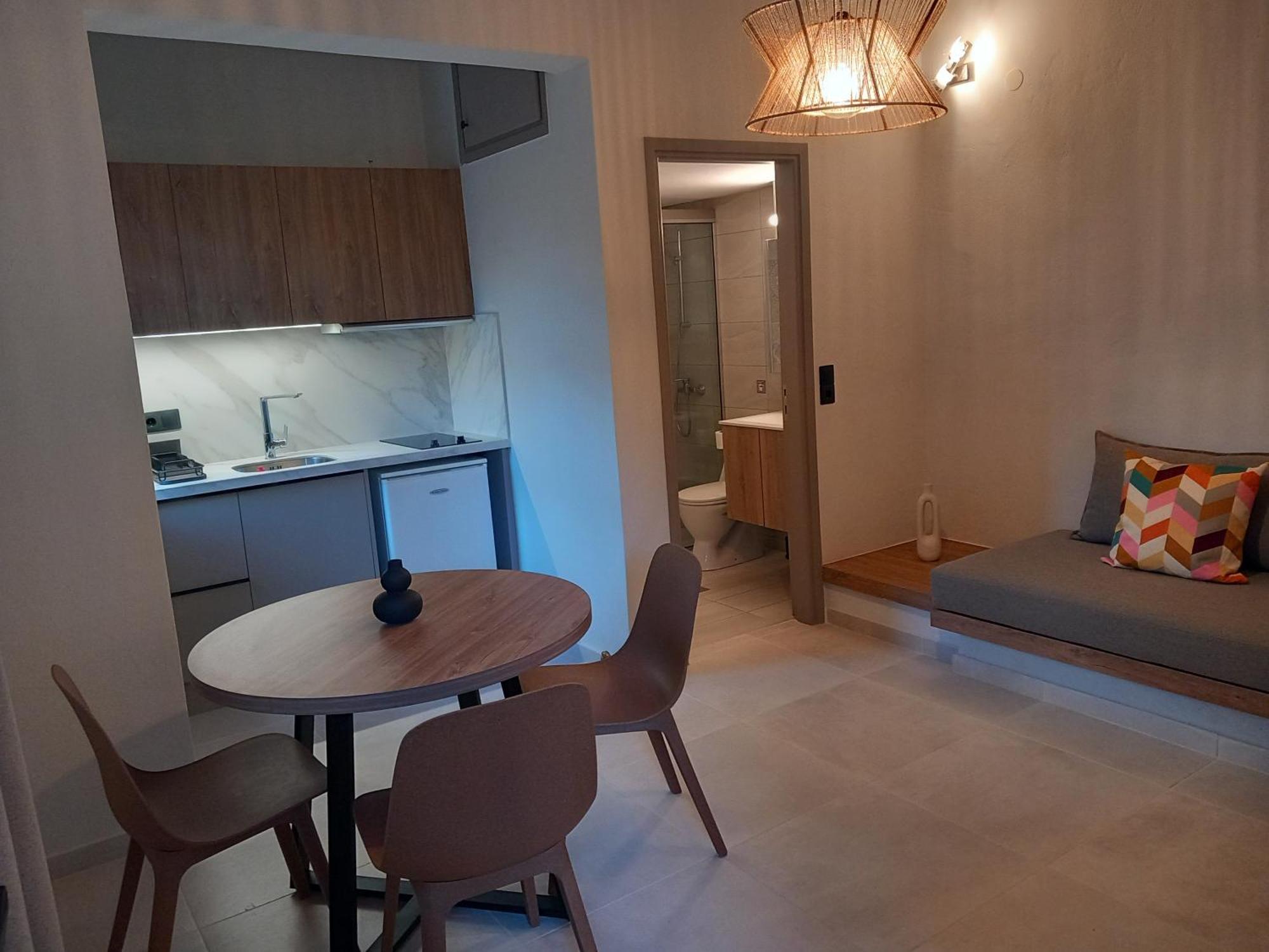 Nancy - Chara Apartments Karteros Dış mekan fotoğraf